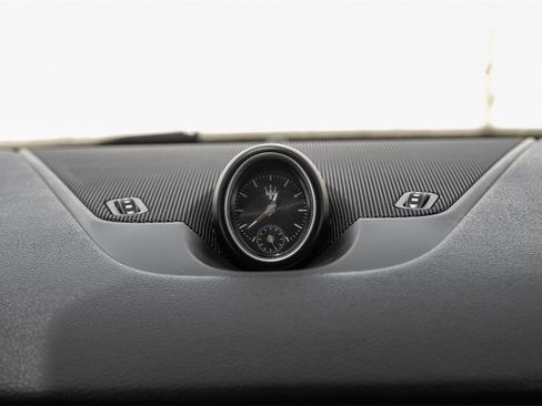 Used 2019 Maserati Levante Base image 35