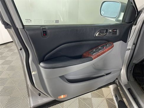Used 2005 Acura MDX Touring image 12