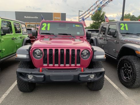 Used 2021 Jeep Wrangler Unlimited Rubicon w/ Dual Top Group AWD/4WD image 5