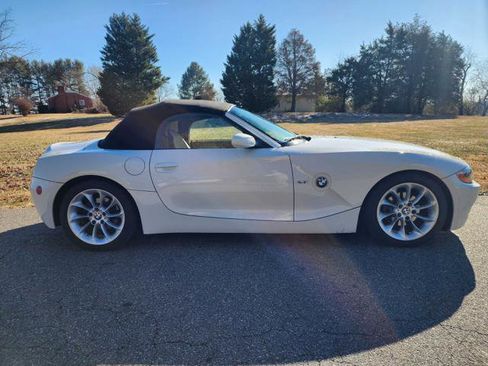 Used 2003 BMW Z4 2.5i image 5