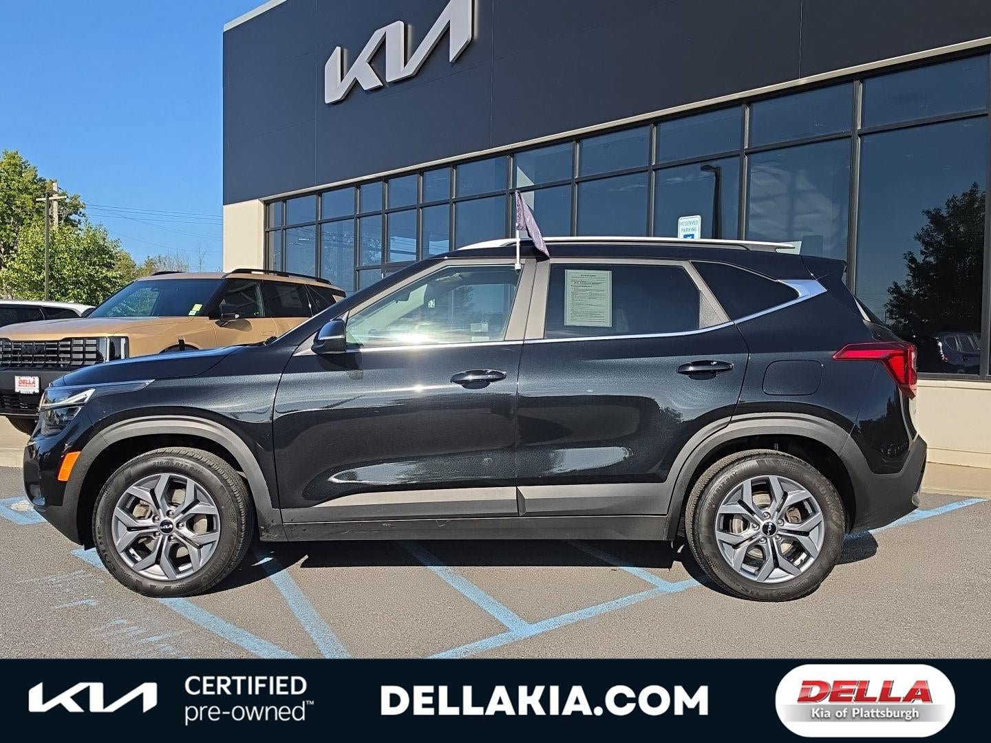 Certified 2024 Kia Seltos S AWD/4WD image 2