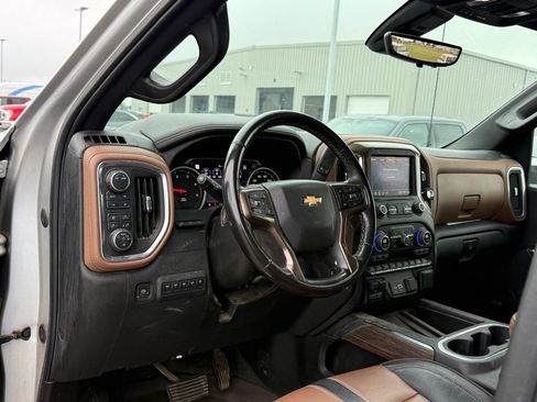 Used 2022 Chevrolet Silverado 3500 High Country w/ Z71 Off-Road Package AWD/4WD image 4