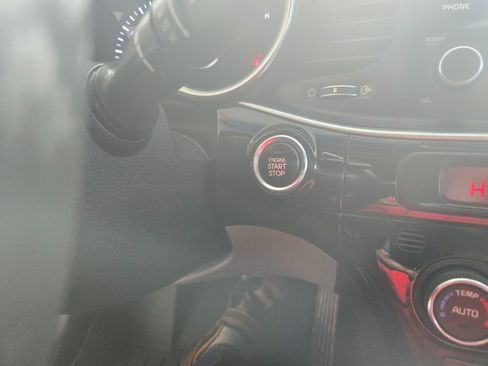 Used 2015 Kia Optima EX image 16