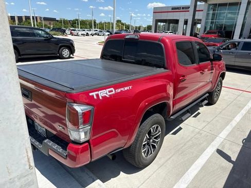 Used 2020 Toyota Tacoma TRD Sport w/ TRD Premium Sport Package RWD image 8