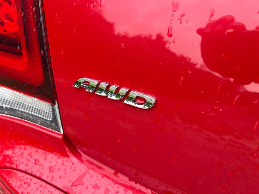 Used 2016 Chrysler 300 S AWD/4WD image 19