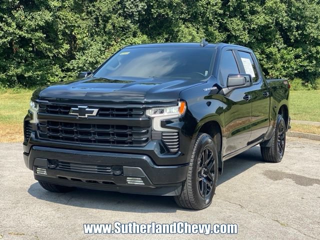 Used 2023 Chevrolet Silverado 1500 RST AWD/4WD image 3