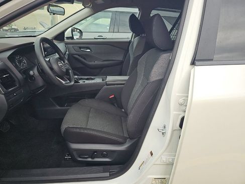 Certified 2022 Nissan Rogue SV FWD image 20