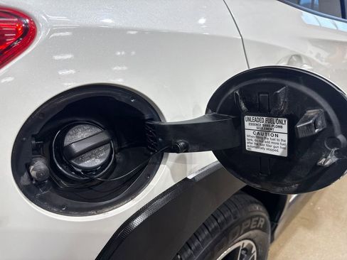 Used 2018 Subaru Crosstrek 2.0i Premium image 65