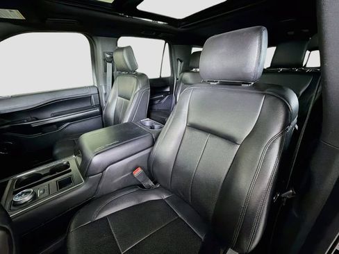 Used 2020 Ford Expedition Max XLT w/ Equipment Group 202A RWD image 14