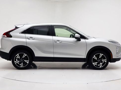 Used 2024 Mitsubishi Eclipse Cross SE image 3