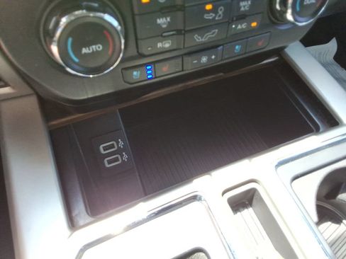 Used 2020 Ford F150 Lariat AWD/4WD image 36