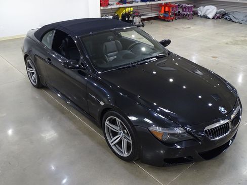 Used 2007 BMW M6 Convertible RWD image 20