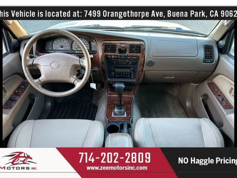 Used 2000 Toyota 4Runner Limited image 17