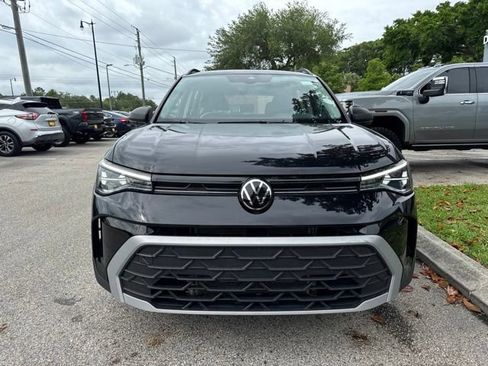 Used 2025 Volkswagen Taos S AWD/4WD image 3