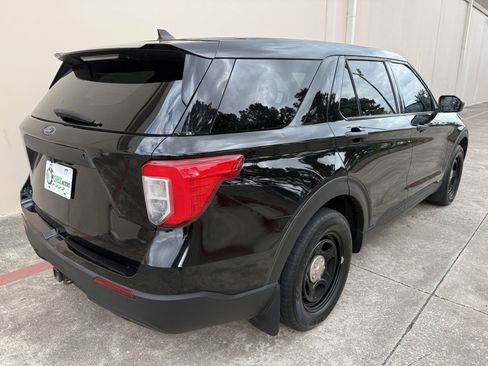 Used 2021 Ford Explorer 4WD Police Interceptor image 3