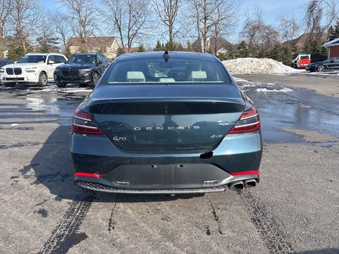 Used 2023 Genesis G70 2.0T image 5