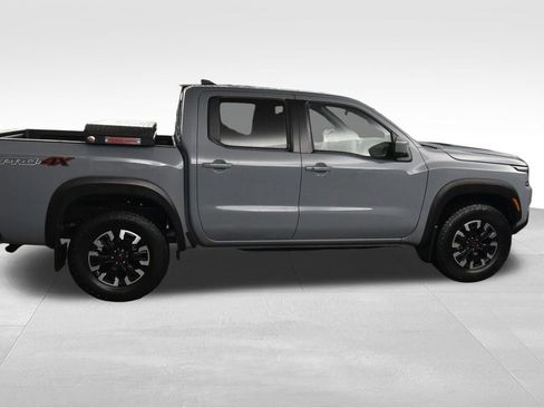 Used 2024 Nissan Frontier PRO-4X w/ Off-Road Protection Package image 7