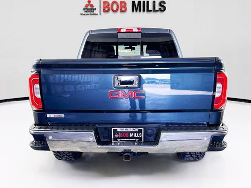 Used 2017 GMC Sierra 1500 SLT w/ SLT Premium Package AWD/4WD image 6