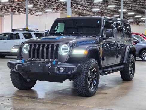 Used 2022 Jeep Wrangler Unlimited Rubicon 4xe w/ Cold Weather Group AWD/4WD image 4