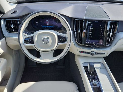 Used 2025 Volvo XC60 T8 Plus w/ Protection Package Premier image 11