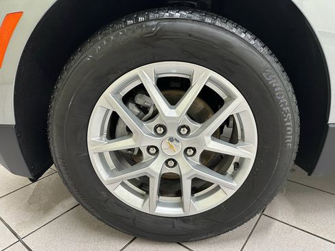 Certified 2024 Chevrolet Equinox LT w/ LPO, Floor Liner Package image 16