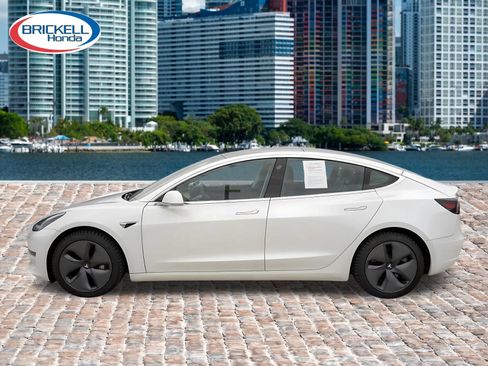 Used 2020 Tesla Model 3 Long Range AWD/4WD image 8