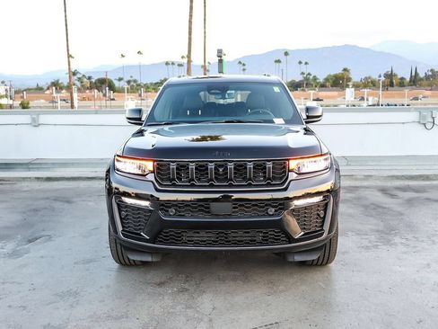 New 2026 Jeep Grand Cherokee L Limited AWD/4WD image 3