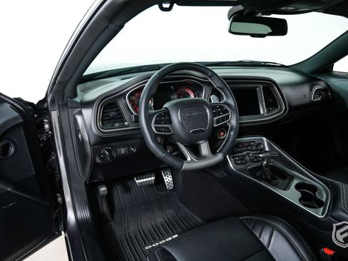 Used 2022 Dodge Challenger SRT Hellcat w/ Plus Package image 36