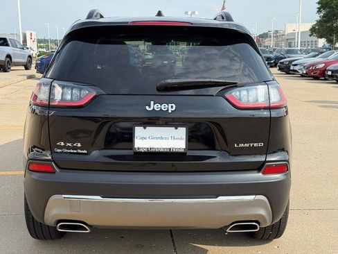Used 2022 Jeep Cherokee Limited AWD/4WD image 5
