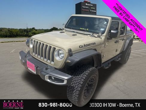 Used 2020 Jeep Gladiator Overland w/ Popular Equipment Package AWD/4WD image 4