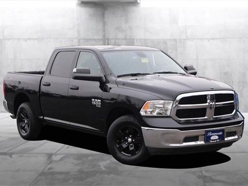 Used 2023 RAM 1500 Classic SLT w/ Trailer & Traction Group image 2