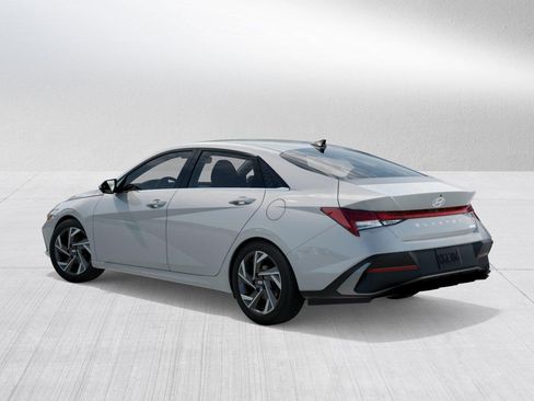 New 2026 Hyundai Elantra Limited image 5