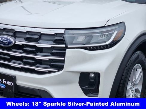 New 2026 Ford Explorer Active RWD image 8