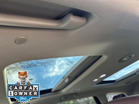 Used 2019 Buick Enclave Avenir w/ Avenir Technology Package image 12