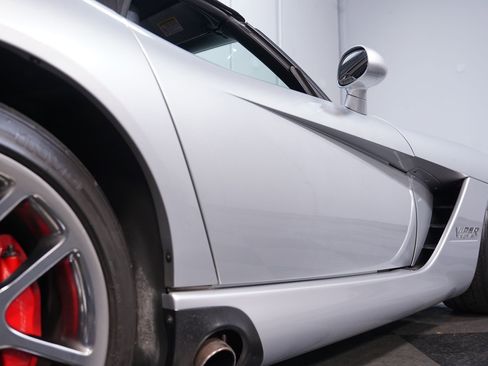 Used 2005 Dodge Viper SRT-10 image 25