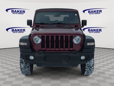 Used 2021 Jeep Wrangler Islander image 8