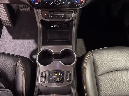 Used 2022 GMC Terrain AT4 w/ Infotainment Package II AWD/4WD image 15