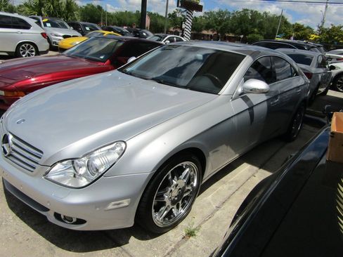 Used 2008 Mercedes-Benz CLS 550 image 1