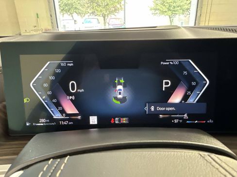 Used 2024 BMW X5 sDrive40i w/ Premium Package RWD image 31
