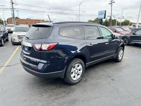 Used 2015 Chevrolet Traverse LS image 10