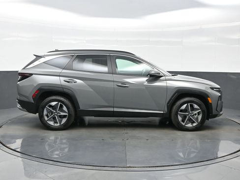 Used 2025 Hyundai Tucson SEL AWD/4WD image 7