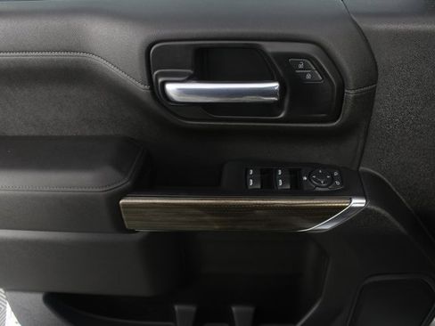 Used 2021 Chevrolet Silverado 1500 LT w/ Bed Protection Package image 13