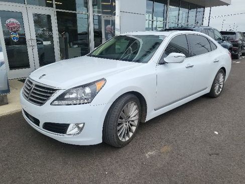 Used 2015 Hyundai Equus Ultimate RWD image 3