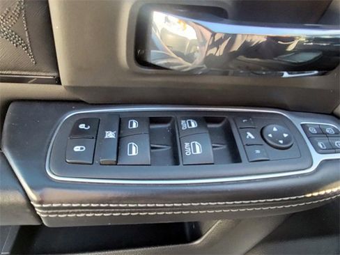 Used 2024 RAM 3500 Limited image 39