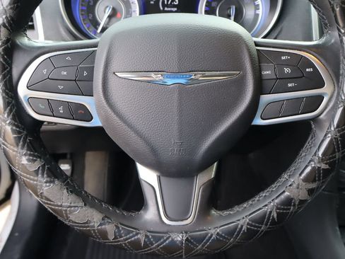 Used 2020 Chrysler 300 Touring w/ Sport Appearance Package RWD image 10