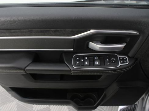 Used 2024 RAM 2500 Big Horn w/ Bed Utility Group image 13