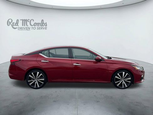 Used 2019 Nissan Altima 2.5 Platinum image 6