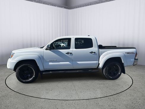 Used 2012 Toyota Tacoma 4x4 Double Cab w/ TRD Off-Road Pkg image 22