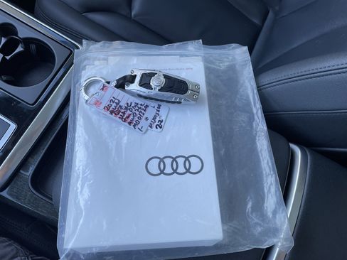 Used 2021 Audi Q7 3.0T Premium Plus image 18