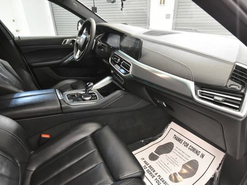Used 2022 BMW X6 xDrive40i w/ Premium Package AWD/4WD image 16
